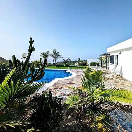 Apartment Cliff Haven Sea View - Adults Only