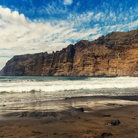 Cliff Haven Sea View - Adults Only